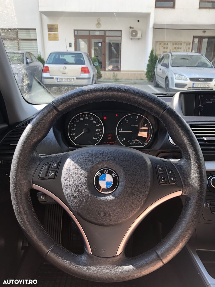 BMW Seria 1 116d - 6