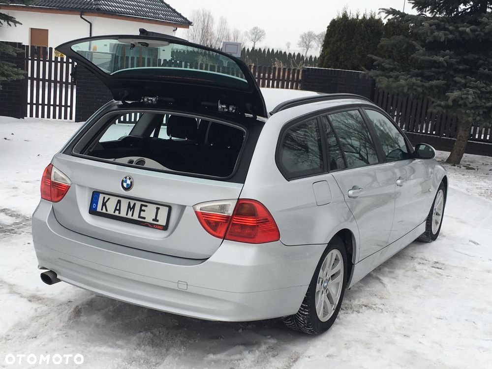 BMW Seria 3 320d - 11
