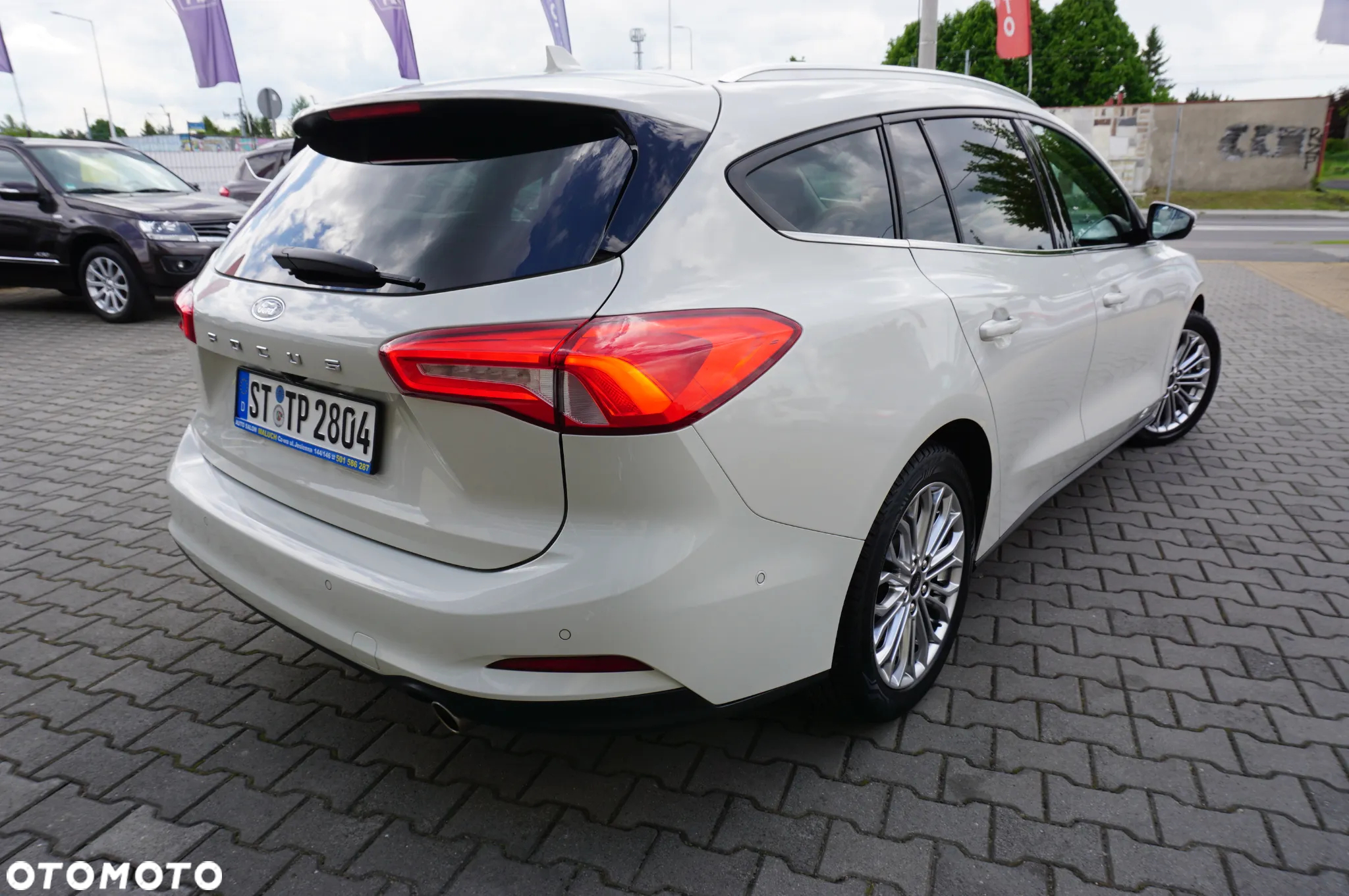 Ford Focus Turnier 2.0 EcoBlue Start-Stopp-System TITANIUM - 6