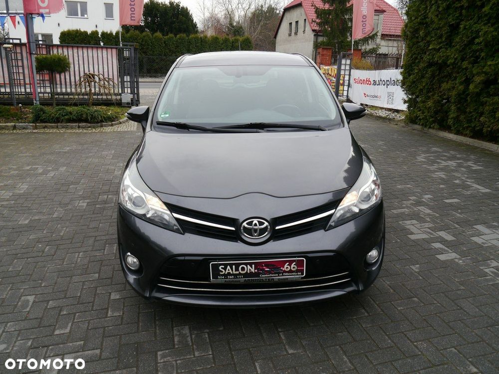 Toyota Verso 1.6 D-4D Premium - 6