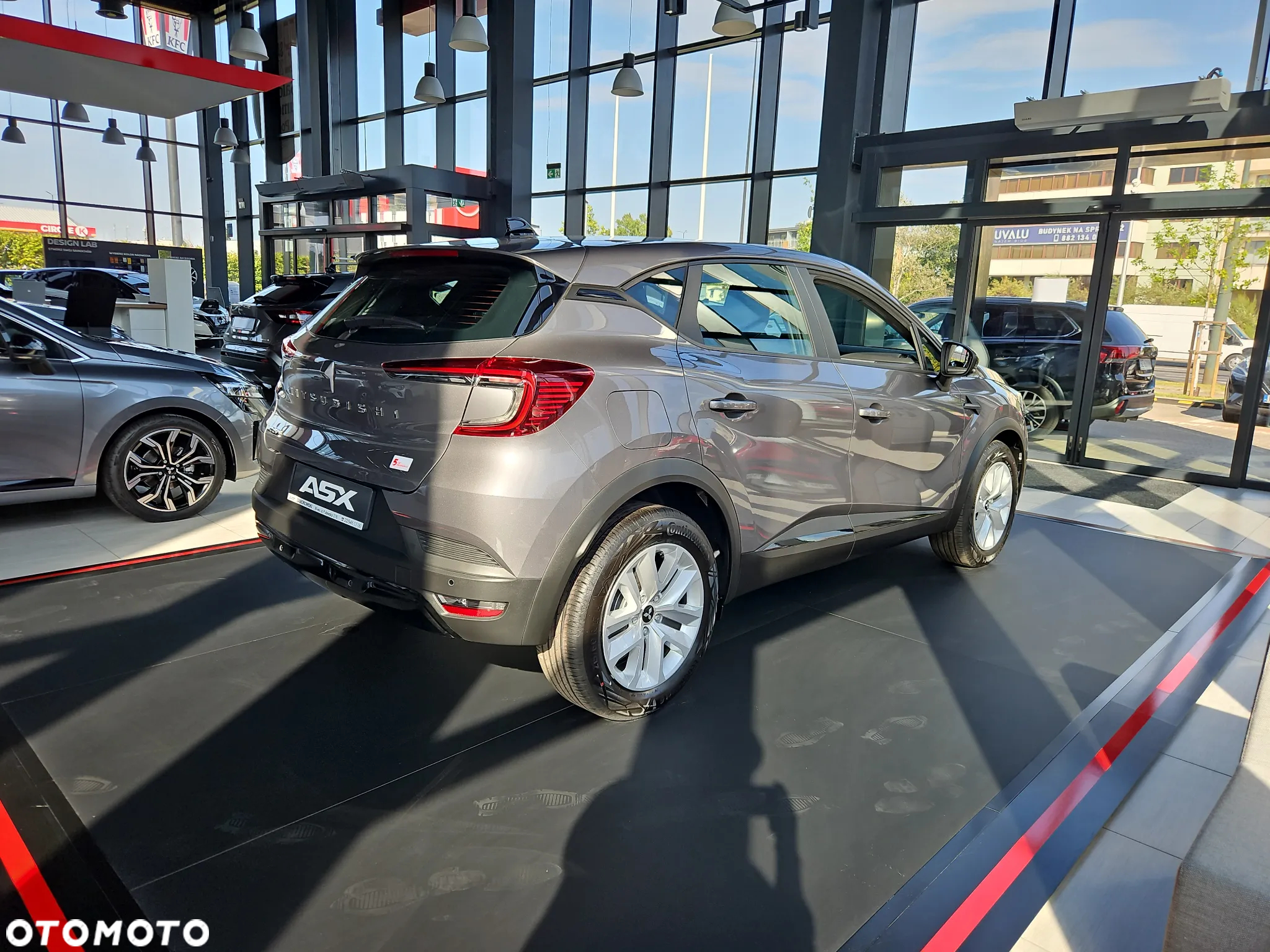 Mitsubishi ASX - 5