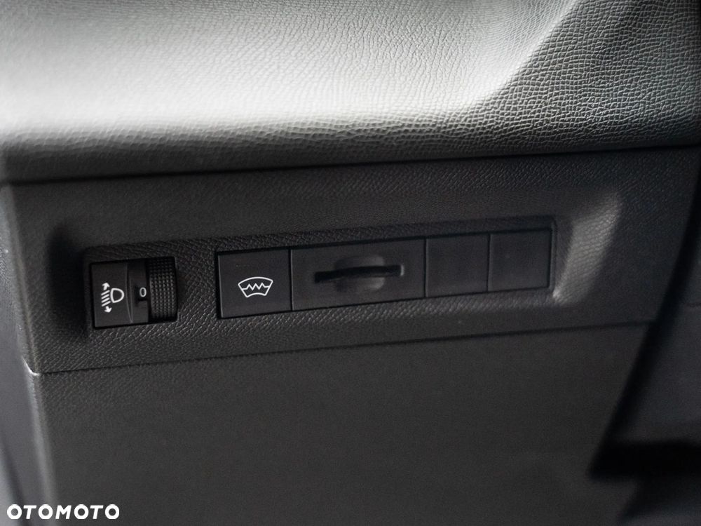 Peugeot 308 1.2 PureTech Allure Pack S&S EAT8 - 15