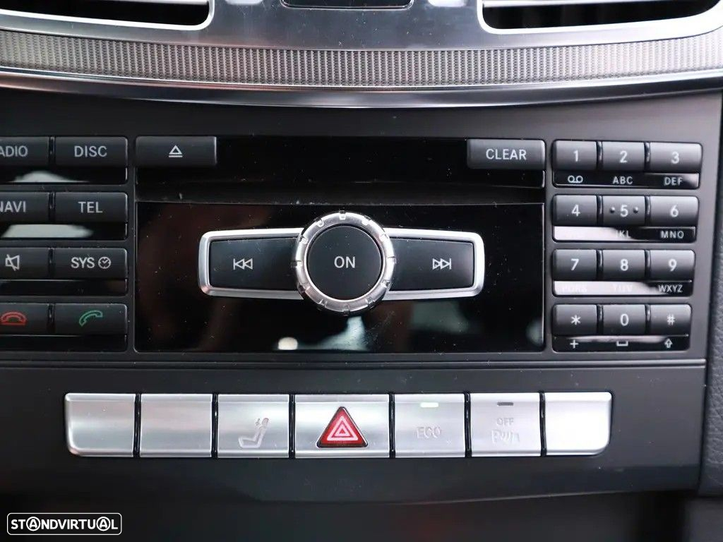 Mercedes-Benz E 220 CDi Avantgarde BlueEfficiency Auto. - 14