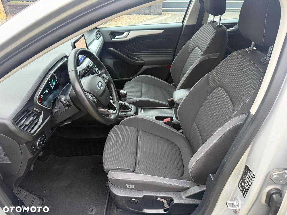 Ford Focus 1.0 EcoBoost Hybrid COOL&CONNECT DESIGN - 9