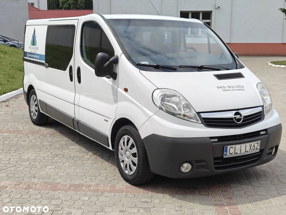 Opel Vivaro - 1