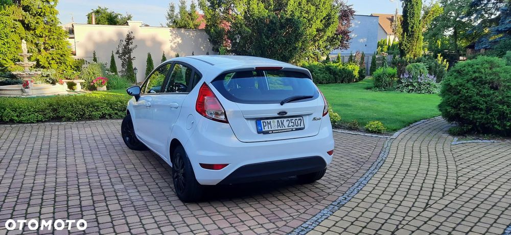 Ford Fiesta - 2
