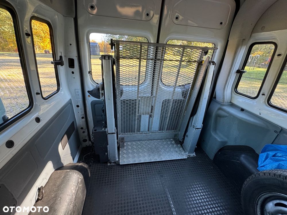 Ford Transit - 20
