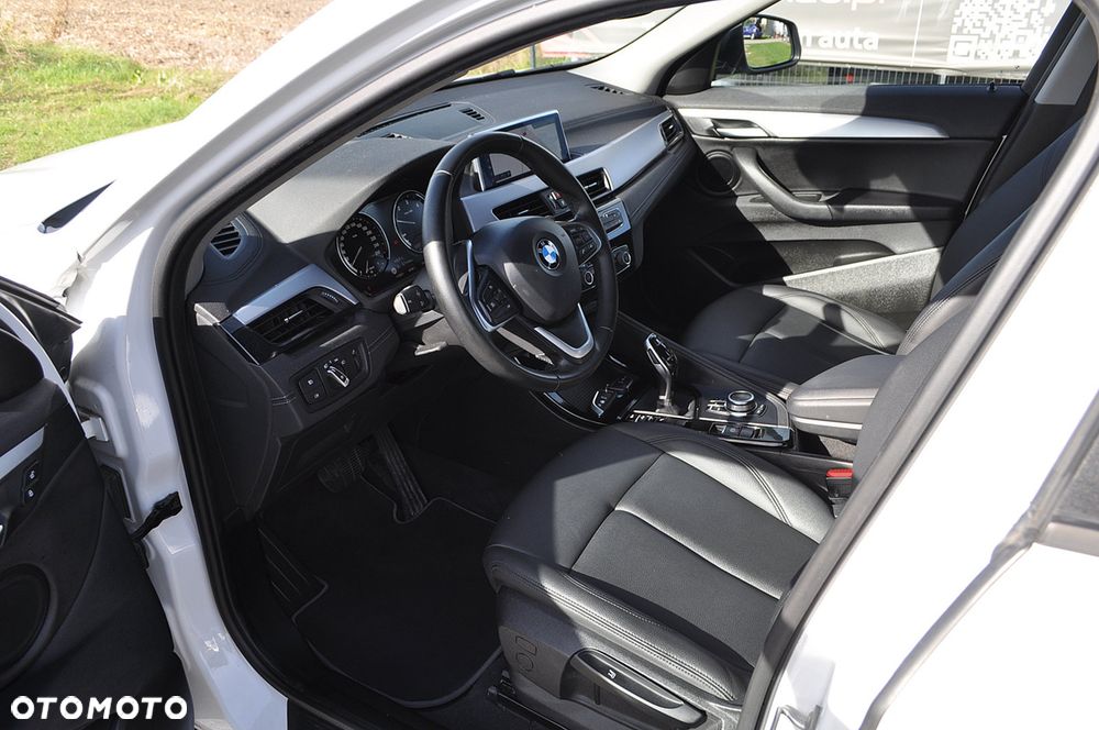 BMW X2 sDrive16d - 11