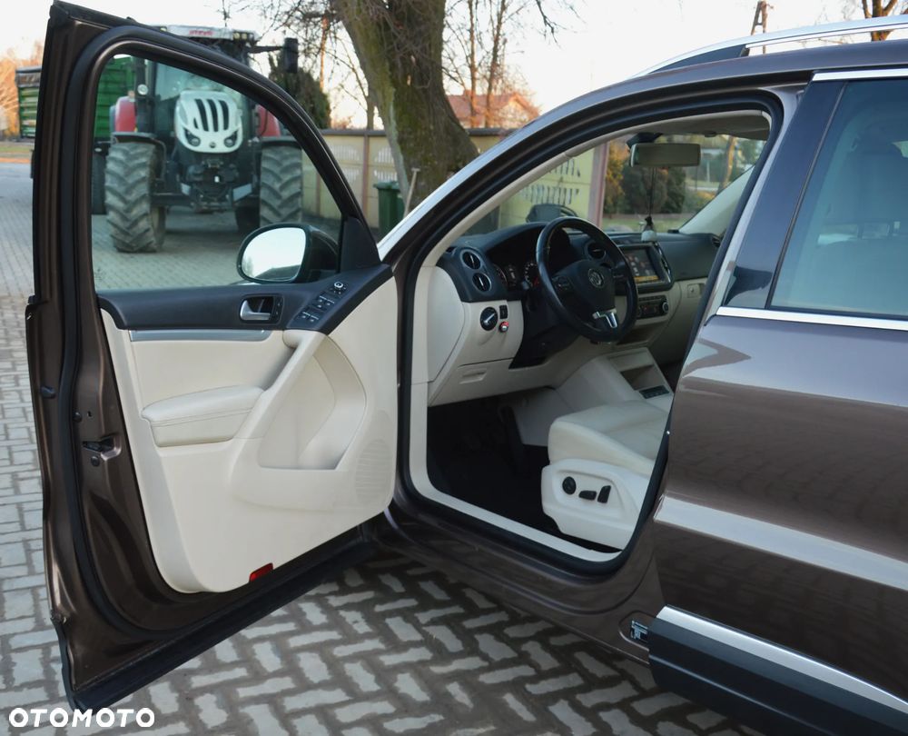 Volkswagen Tiguan - 14