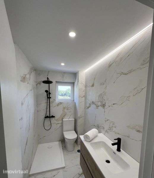 Apartamento t2 remodelado c/sotão - Grande imagem: 3/8