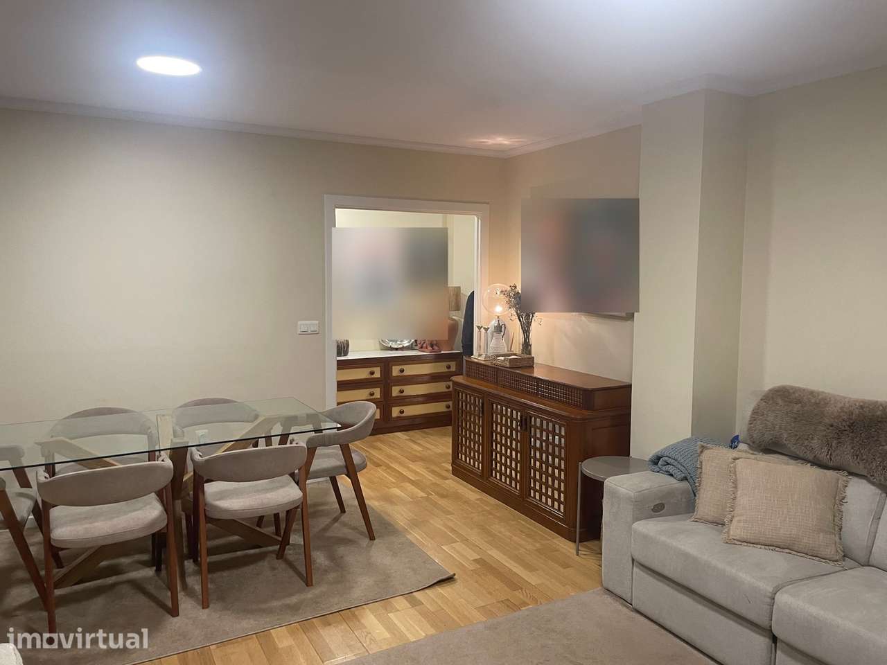 T3 Luminoso com Suite, Terraco, Garagem e Arrecadação - Grande imagem: 4/13