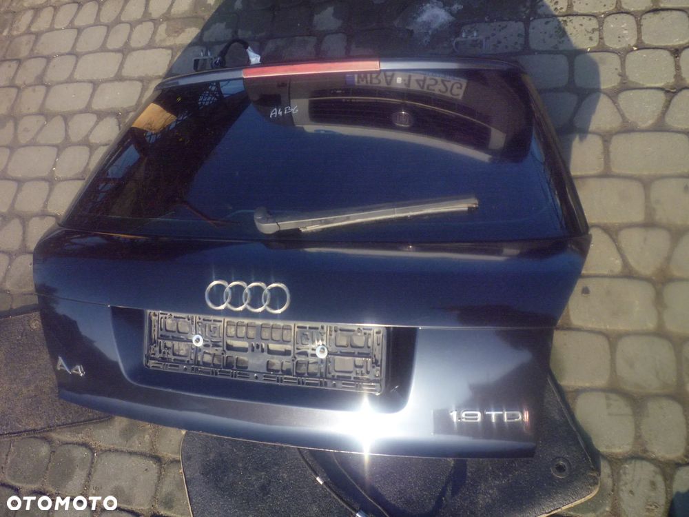 Klapa Audi A4 B6 - 1