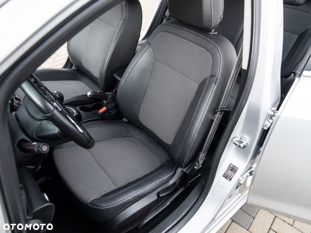 Opel Astra 1.4 Turbo - 26