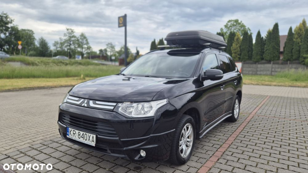 Mitsubishi Outlander - 1