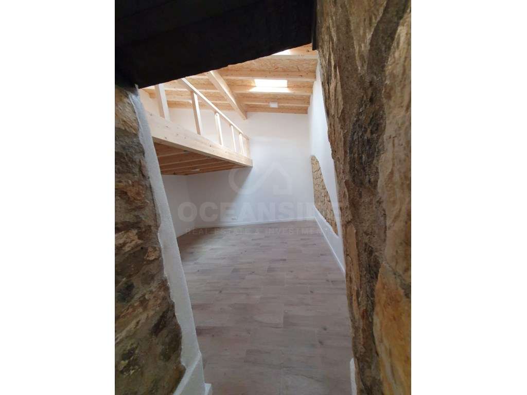 Moradia T1+1 com terraço e zona exterior de convívio - Grande imagem: 4/20