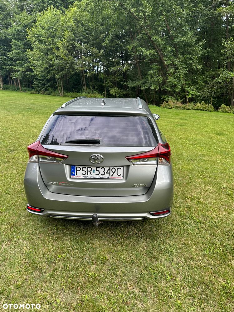 Toyota Auris 1.6 D-4D Dynamic - 2
