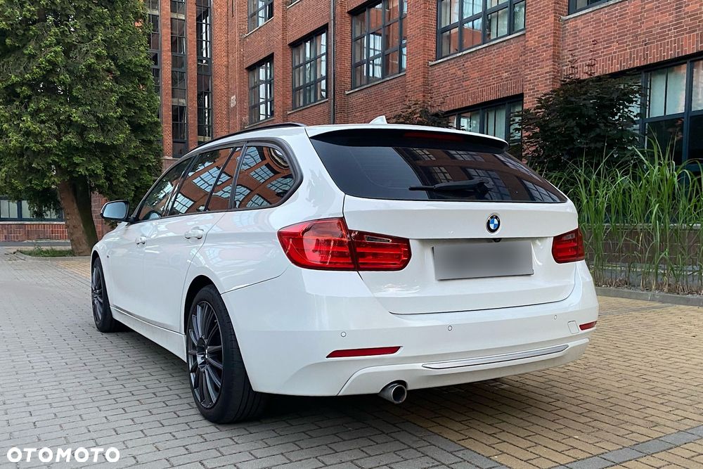 BMW Seria 3 - 13