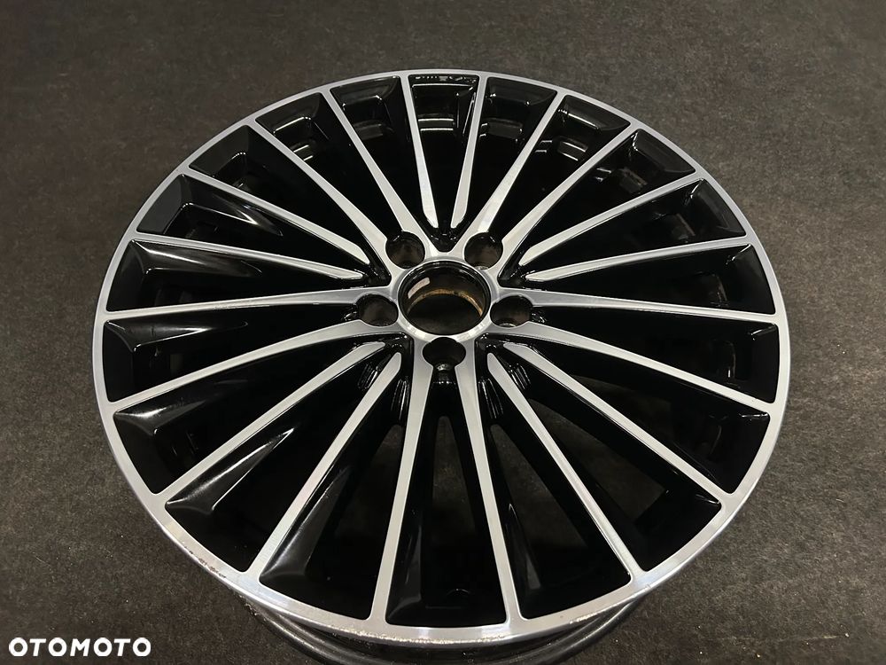 Alufelga Mercedes C-Klasa W206 AMG 19 cali 5x112 1szt. A2044011900 - 2