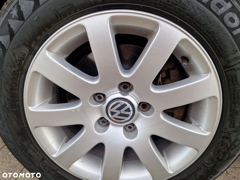 Volkswagen Passat - 29