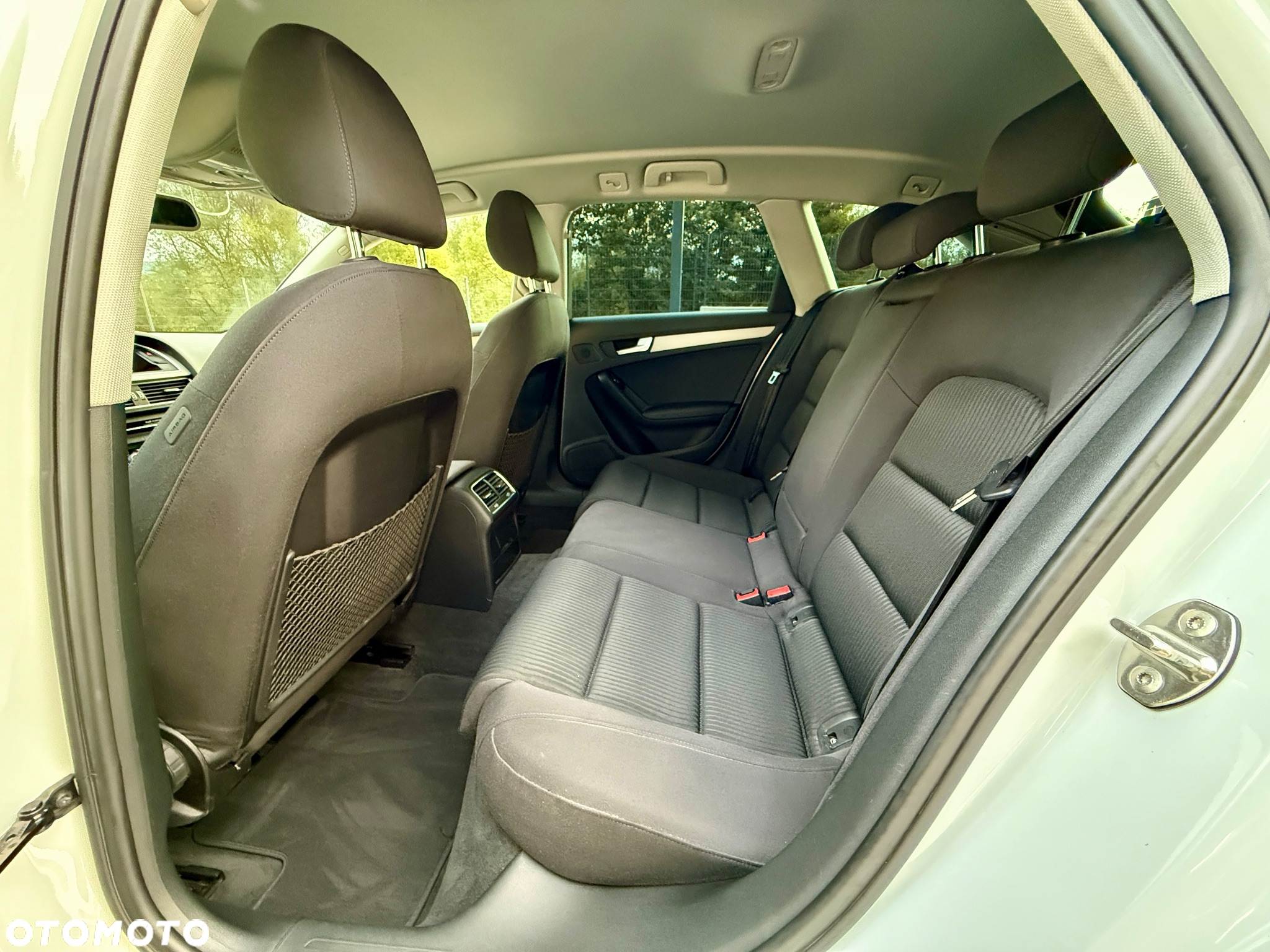 Audi A4 Avant 2.0 TDI - 20
