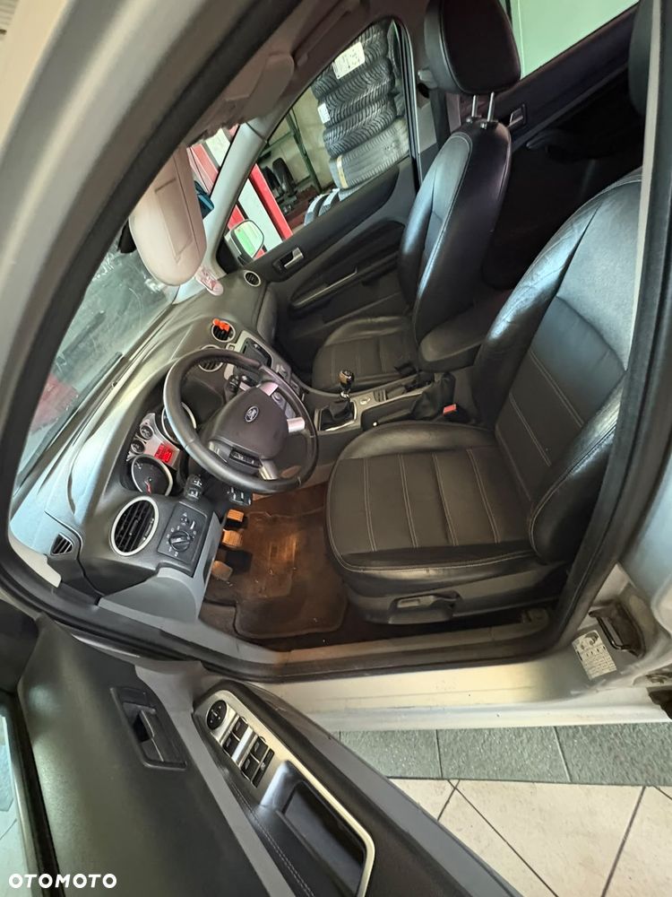 Ford Focus 2.0 TDCi FX Silver / Silver X - 13