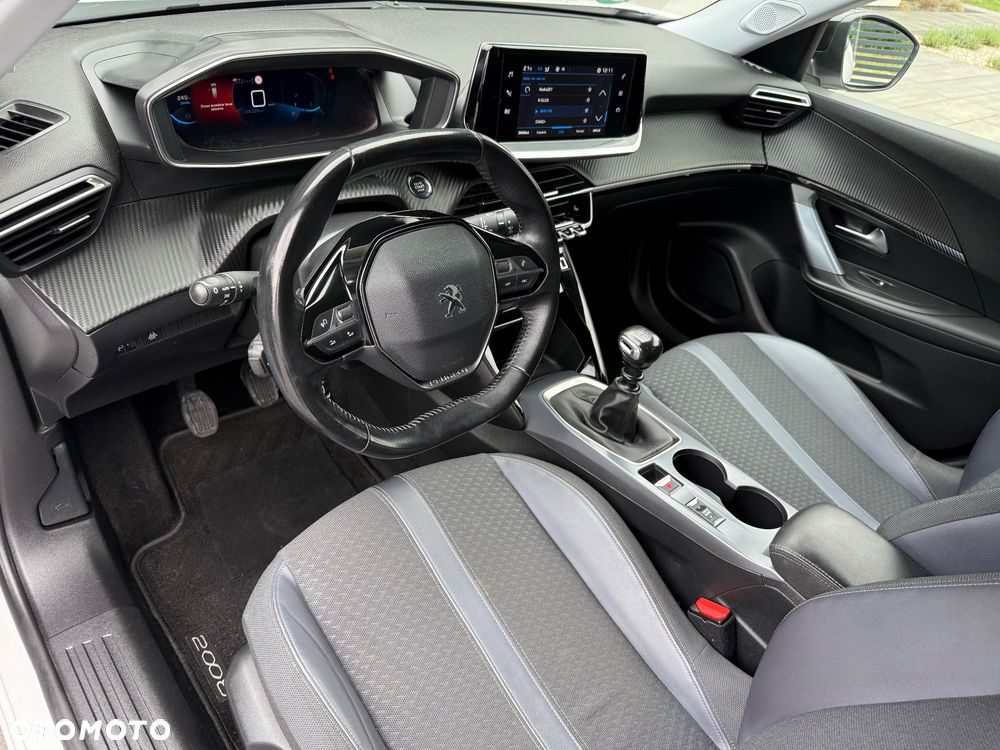 Peugeot 2008 BlueHDi 100 STOP & START Allure - 18