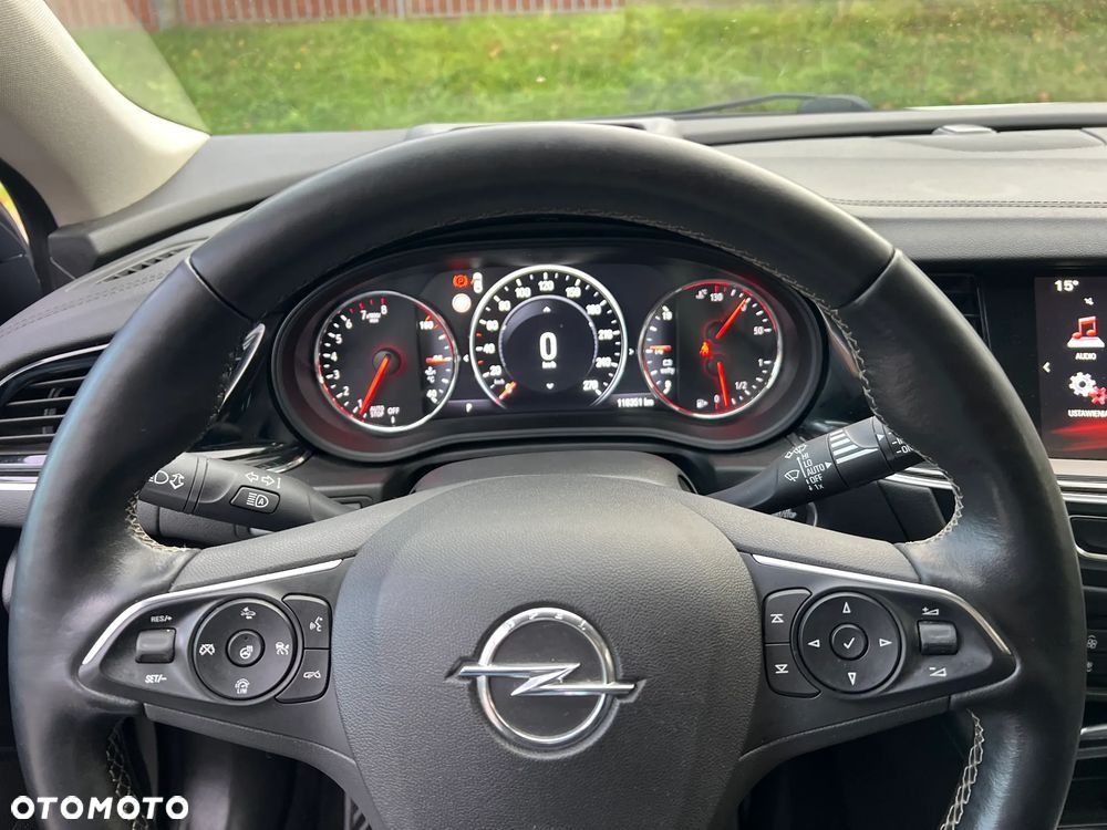 Opel Insignia - 22