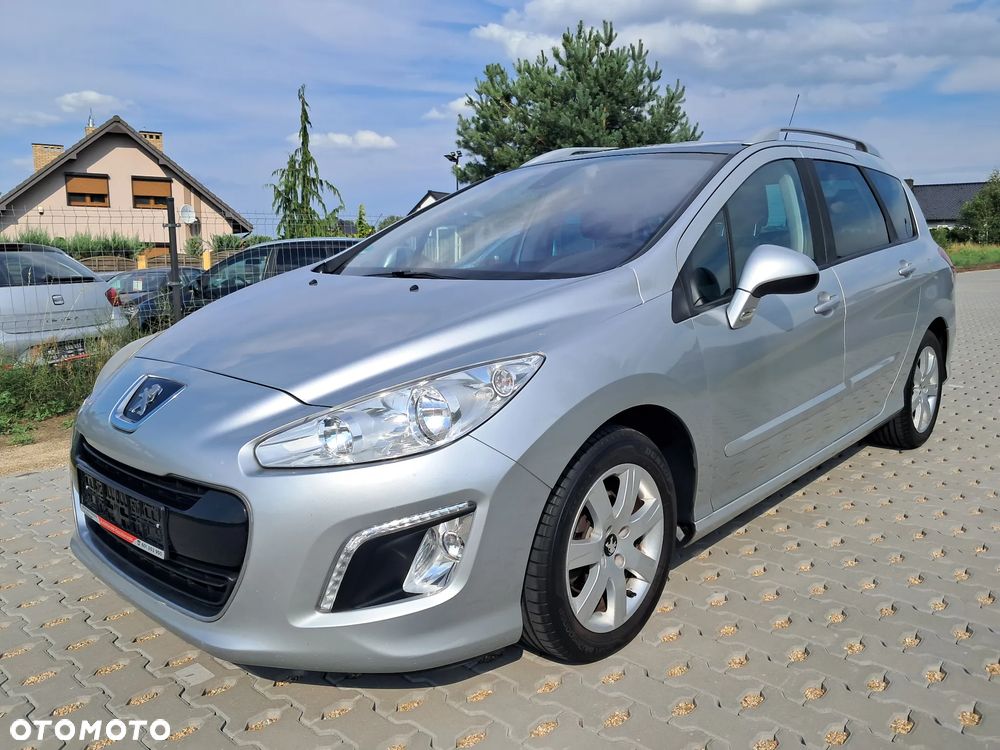 Peugeot 308 e-HDi FAP 115 Stop&Start Business Line Niveau 1 - 2