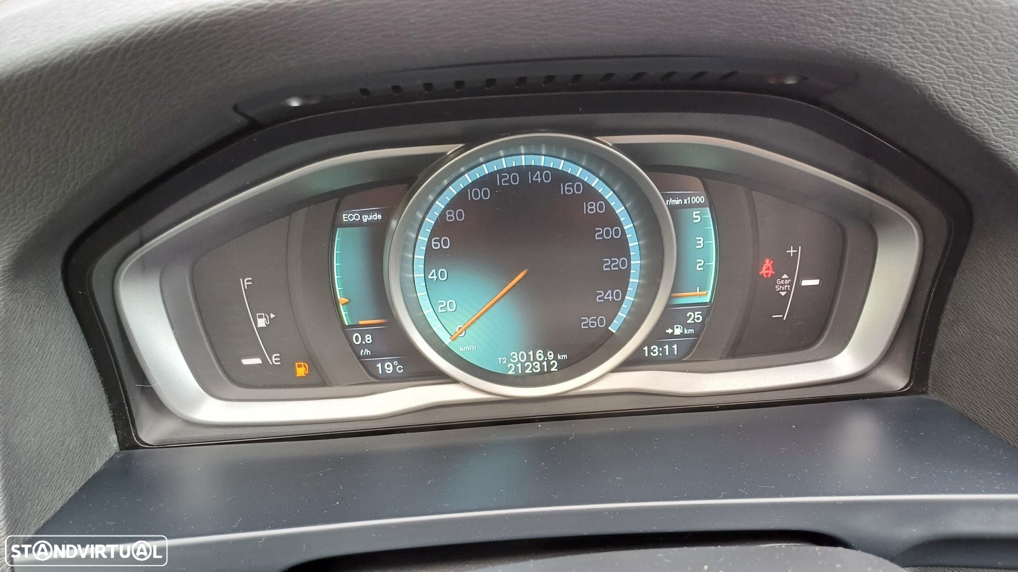 Volvo V60 Cross Country 2.0 D3 Summum - 11