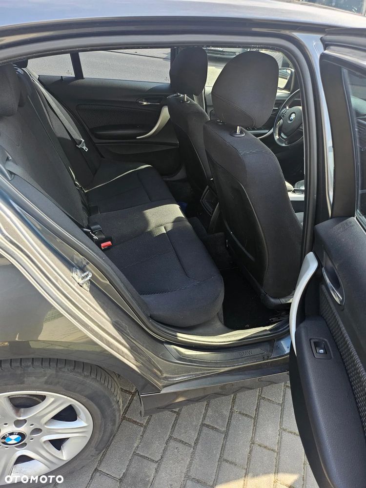 BMW Seria 1 116i - 9