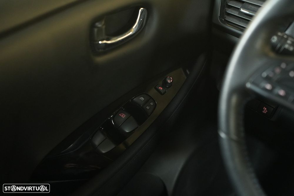 Nissan Leaf N-Connecta - 23