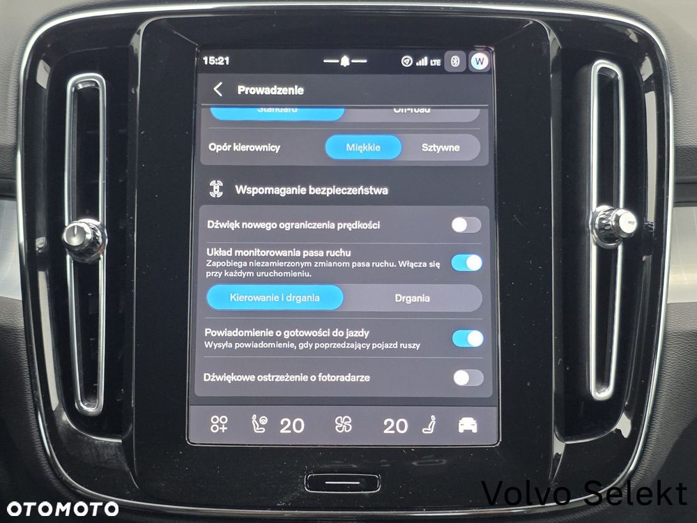 Volvo XC 40 - 25