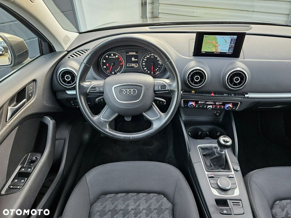 Audi A3 Sportback 1.4 TFSI Attraction - 8