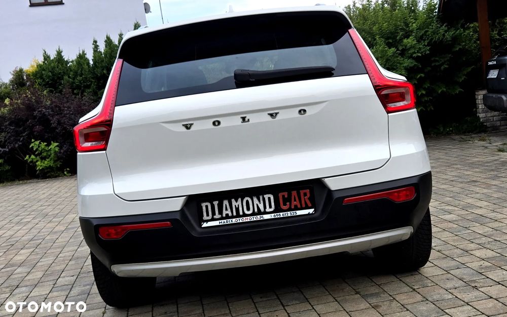 Volvo XC 40 T3 Momentum Pro - 17