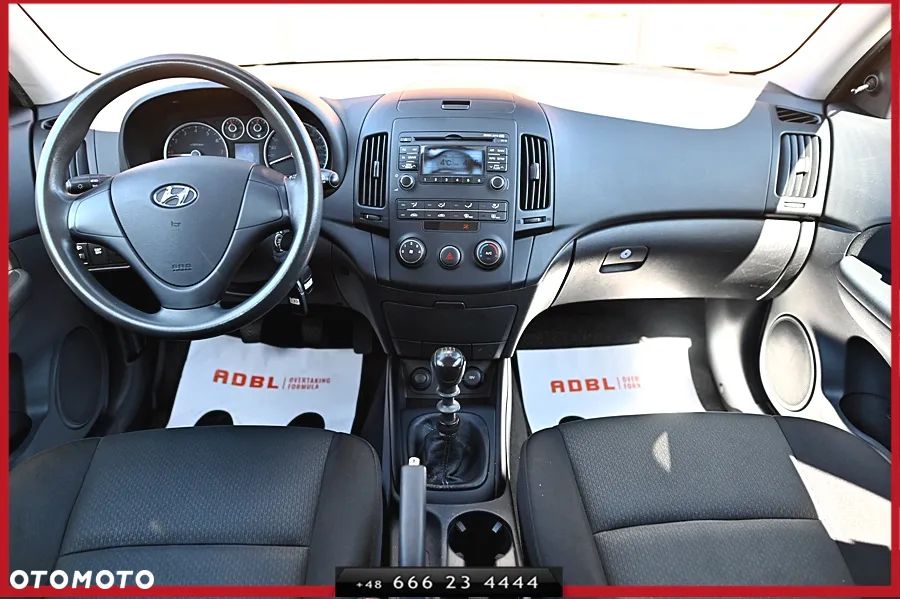 Hyundai i30 1.4 Blue Comfort - 14