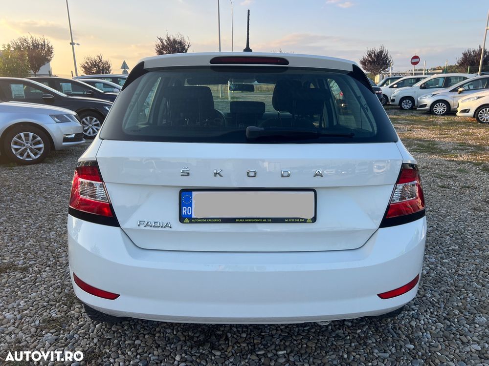 Skoda Fabia 1.0 MPI Avantaj - 12