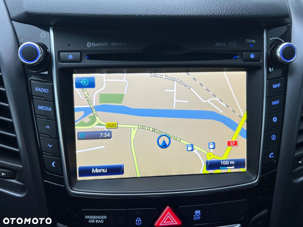 Hyundai i30 1.6 CRDi BlueDrive Premium DCT - 30