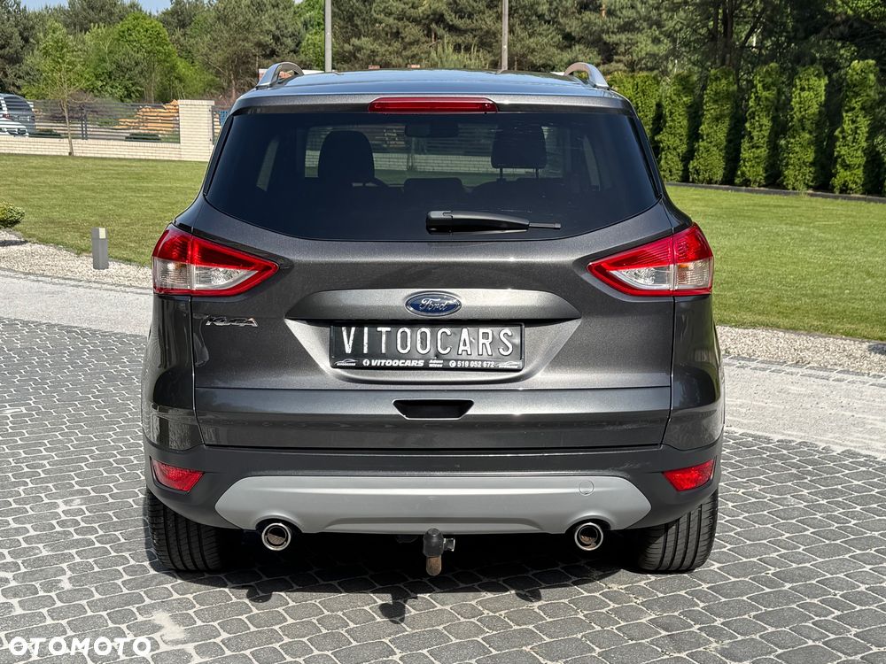 Ford Kuga 2.0 TDCi 2x4 Titanium - 14