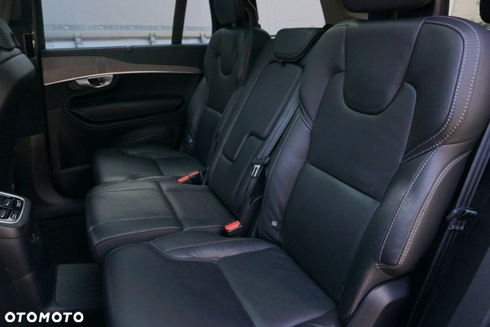 Volvo XC 90 - 13