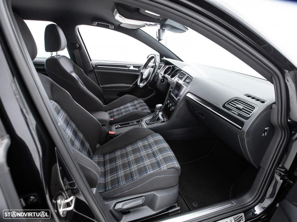 VW Golf 1.4 TSI e-Hybrid DSG - 8