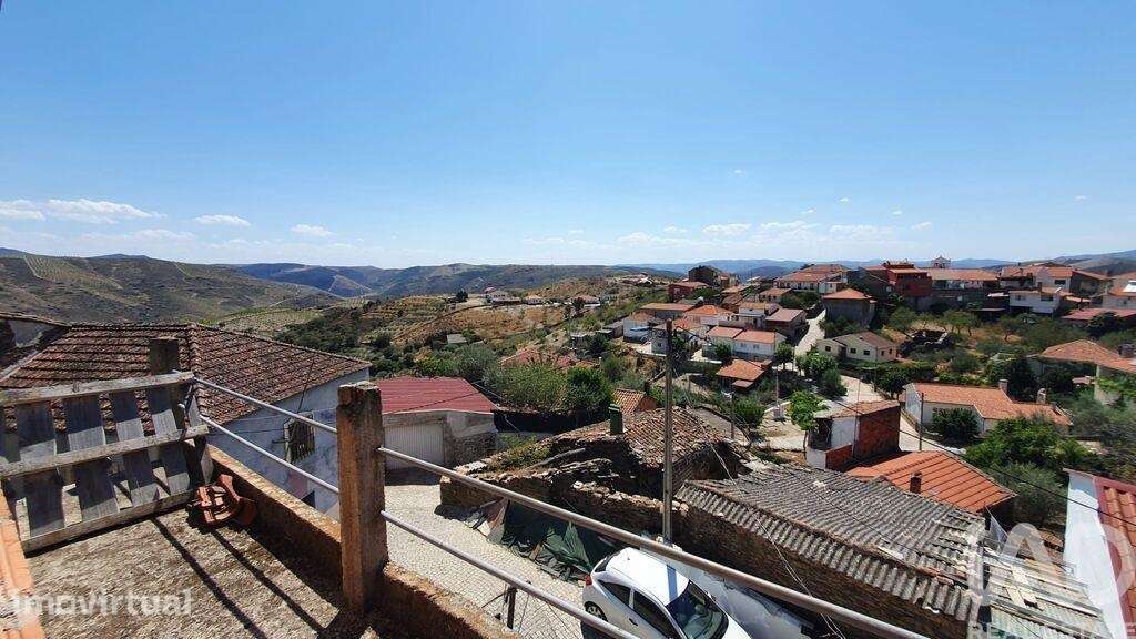 Casa de aldeia T3 em Açoreira de 234,00 m2 - Grande imagem: 4/30