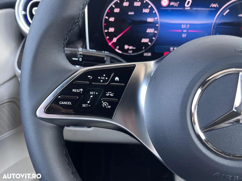 Mercedes-Benz GLC Coupe ver-300-e-4matic - 11
