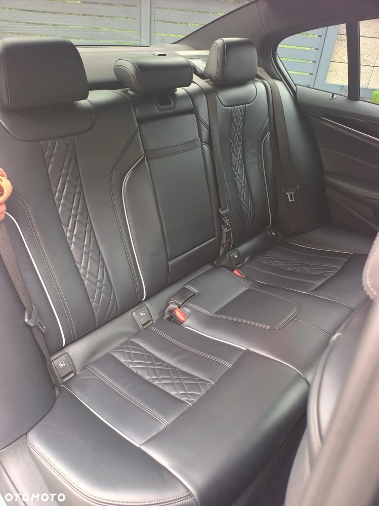 BMW Seria 5 530d xDrive M Sport sport - 5