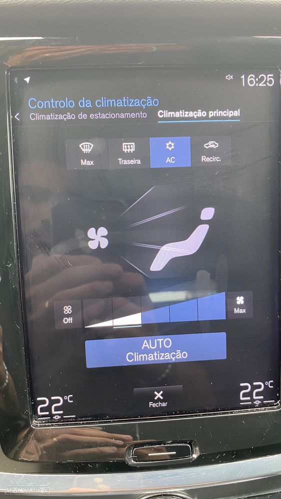 Volvo V60 2.0 D3 Momentum Plus Geartronic - 41