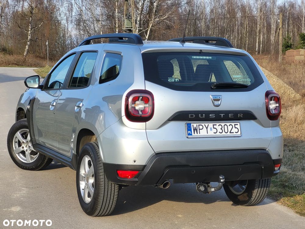 Dacia Duster 1.6 SCe Essential - 9