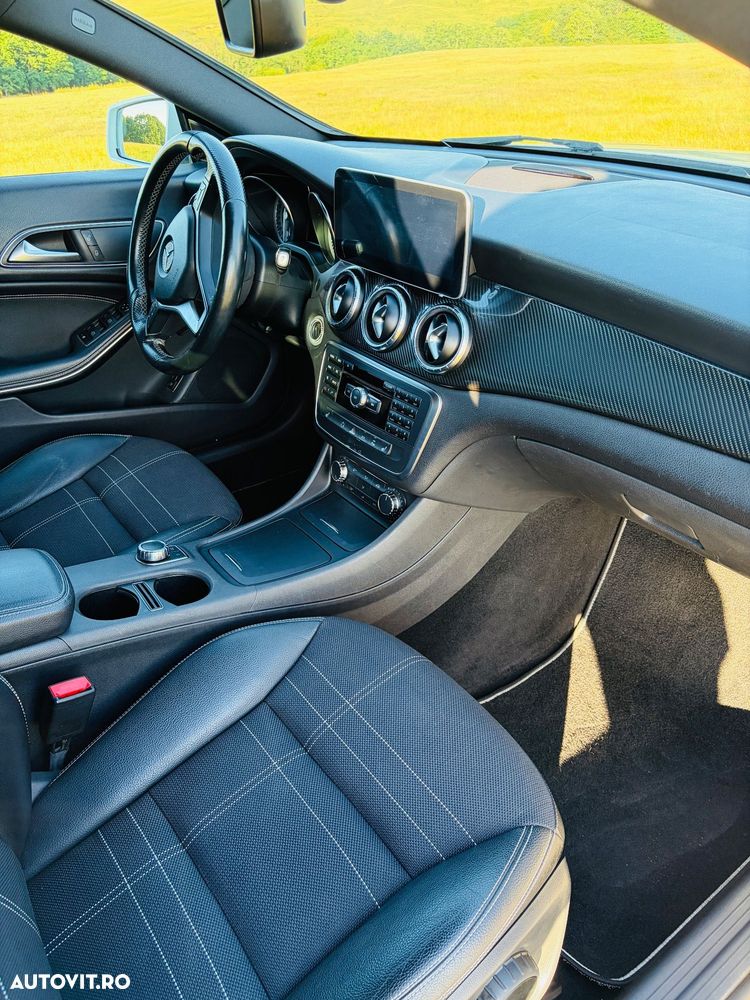 Mercedes-Benz CLA 200 Shooting Brake 7G-DCT AMG Line - 26