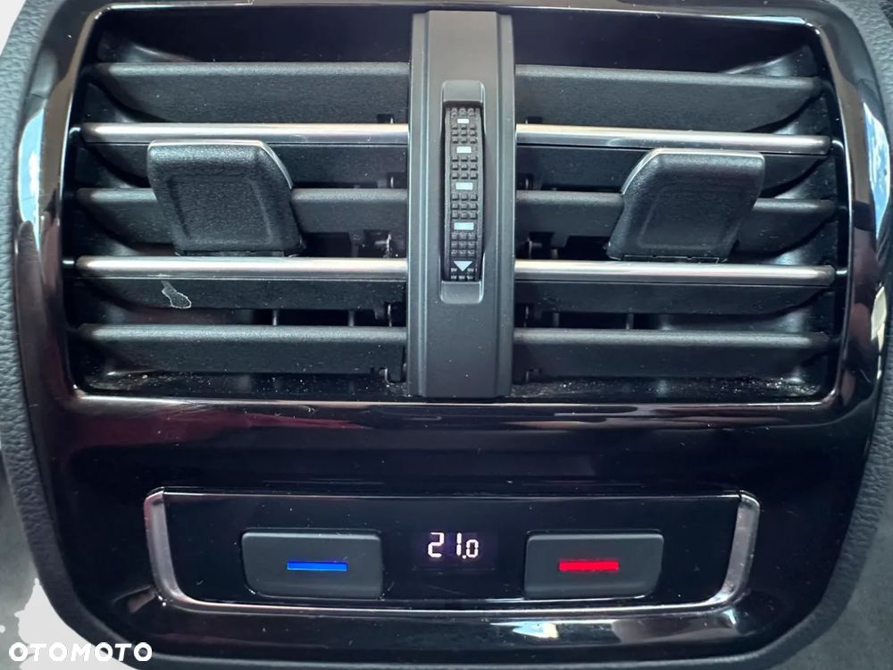 Volkswagen Passat 2.0 TSI BMT Highline DSG - 21