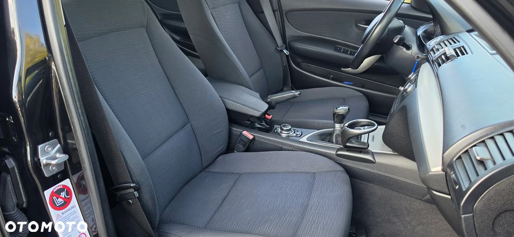 BMW Seria 1 118i Edition Sport - 25