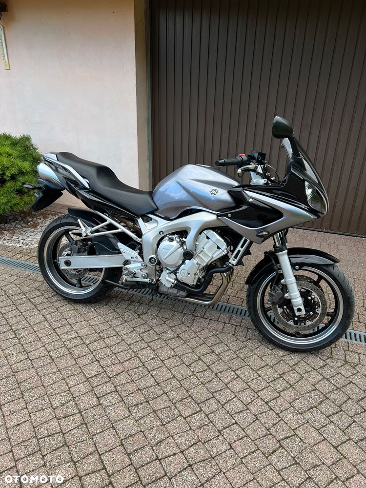 Yamaha FZ6 - 10