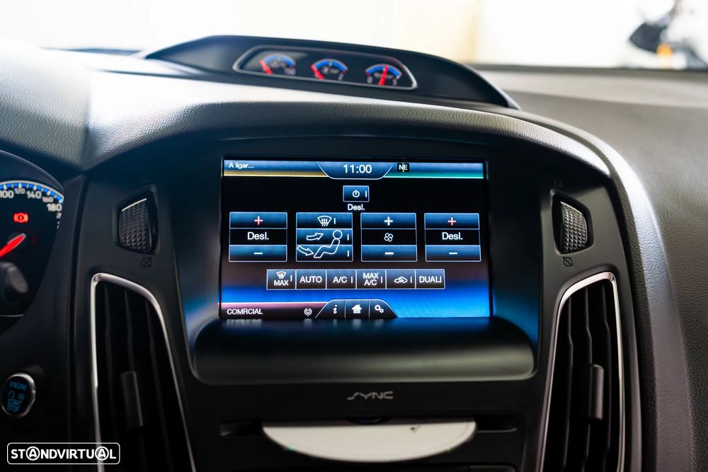 Ford Focus 2.3 EcoBoost S&S 4WD RS - 28